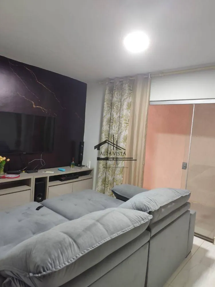 Casa, 2 quartos, 150 m² - Foto 1
