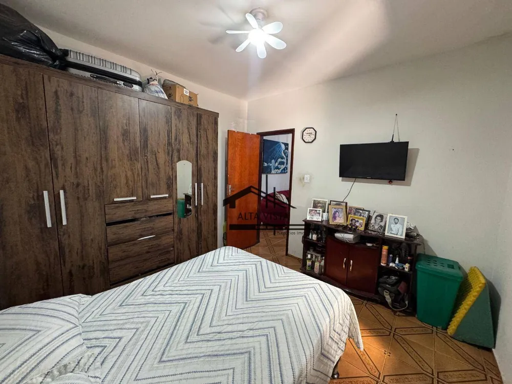 Casa, 3 quartos, 250 m² - Foto 9