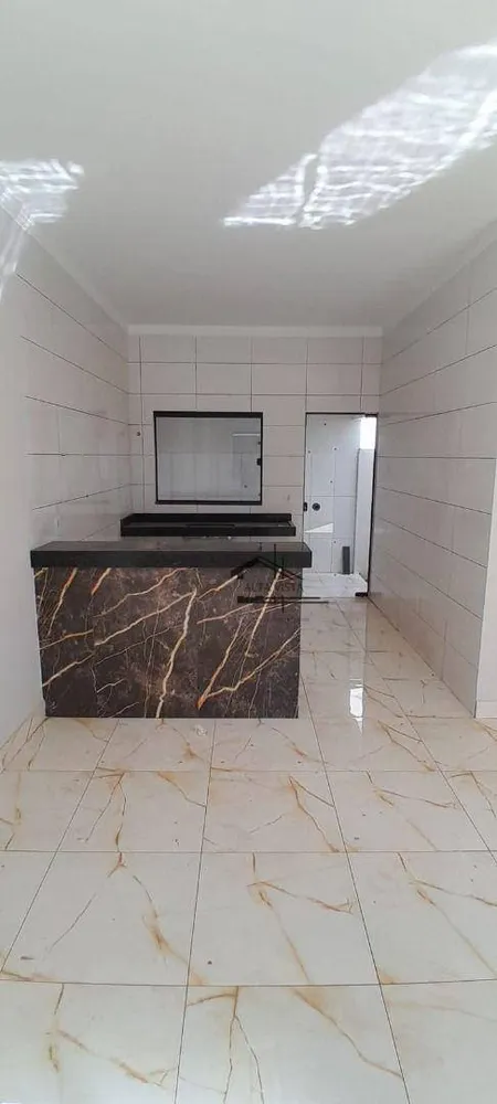 Casa, 3 quartos, 67 m² - Foto 2