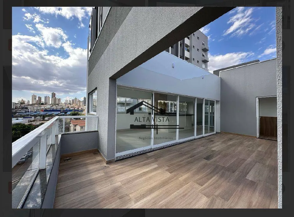 Cobertura, 3 quartos, 225 m² - Foto 1