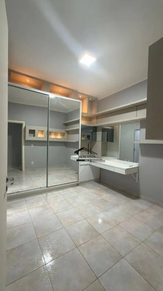 Casa, 3 quartos, 230 m² - Foto 7