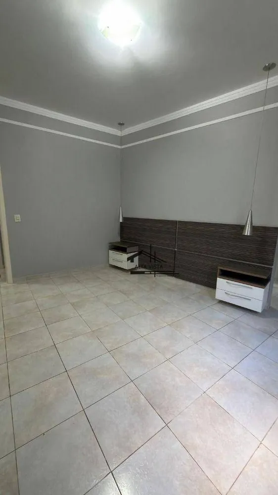 Casa, 3 quartos, 230 m² - Foto 9