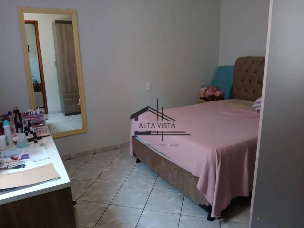 Casa, 3 quartos, 210 m² - Foto 4