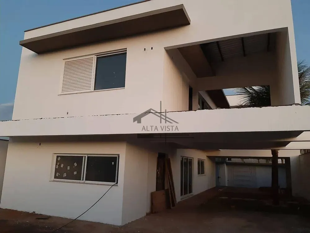 Casa, 2 quartos, 300 m² - Foto 2