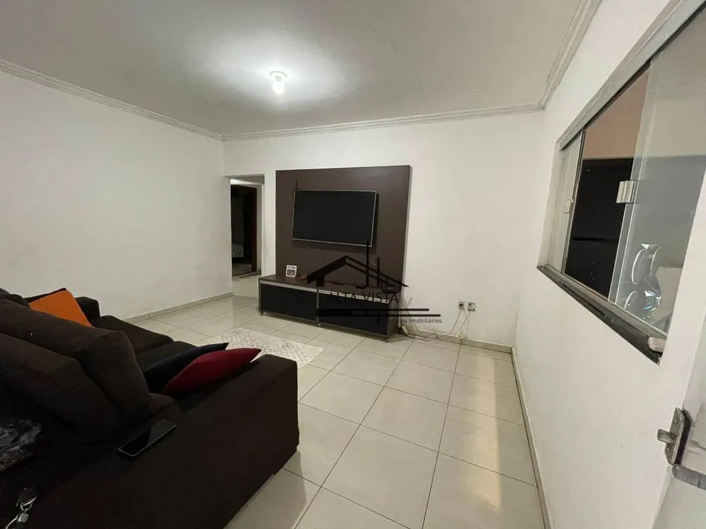 Casa, 3 quartos, 157 m² - Foto 2