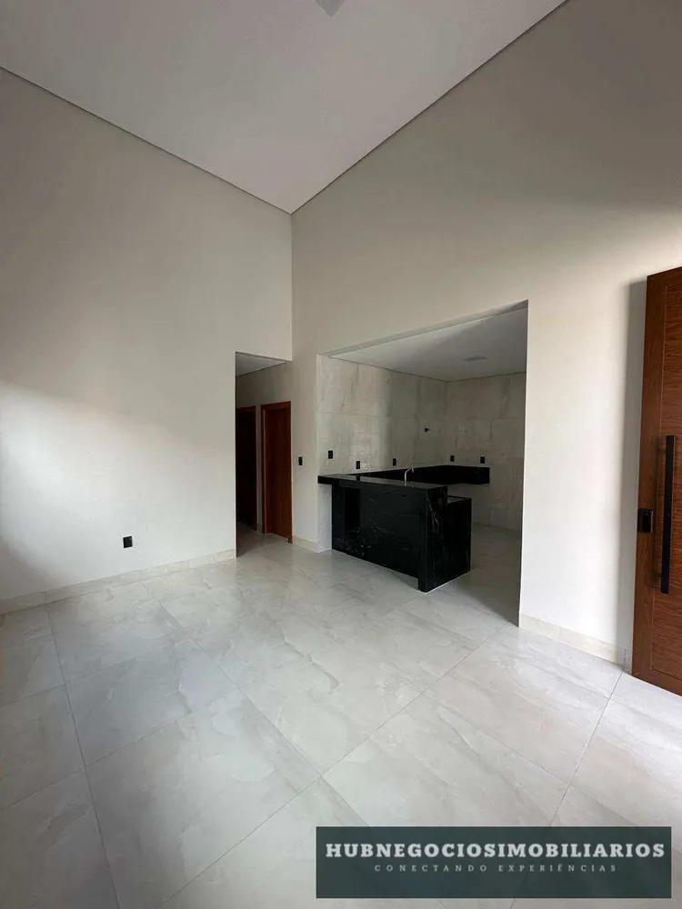 Casa, 3 quartos, 212 m² - Foto 4