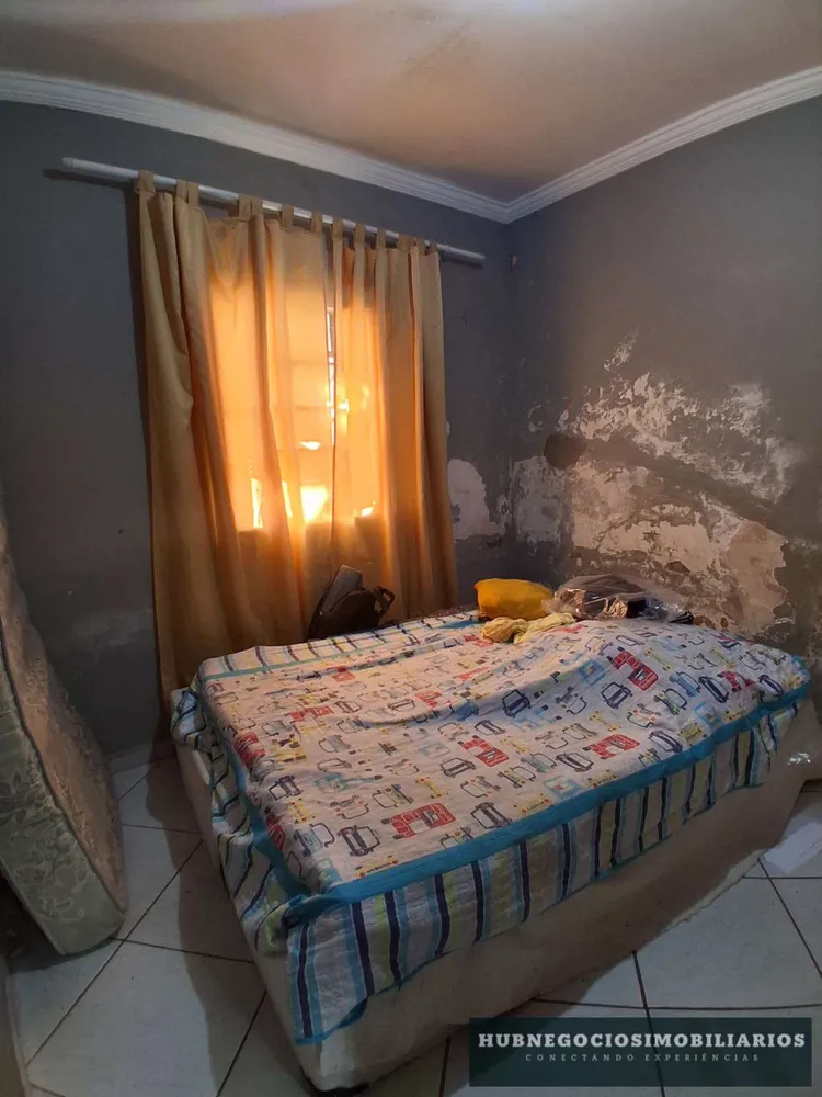Casa, 3 quartos, 195 m² - Foto 2