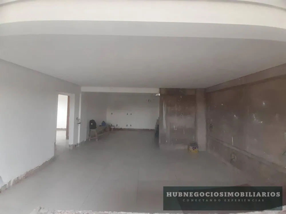 Cobertura, 3 quartos, 219 m² - Foto 1
