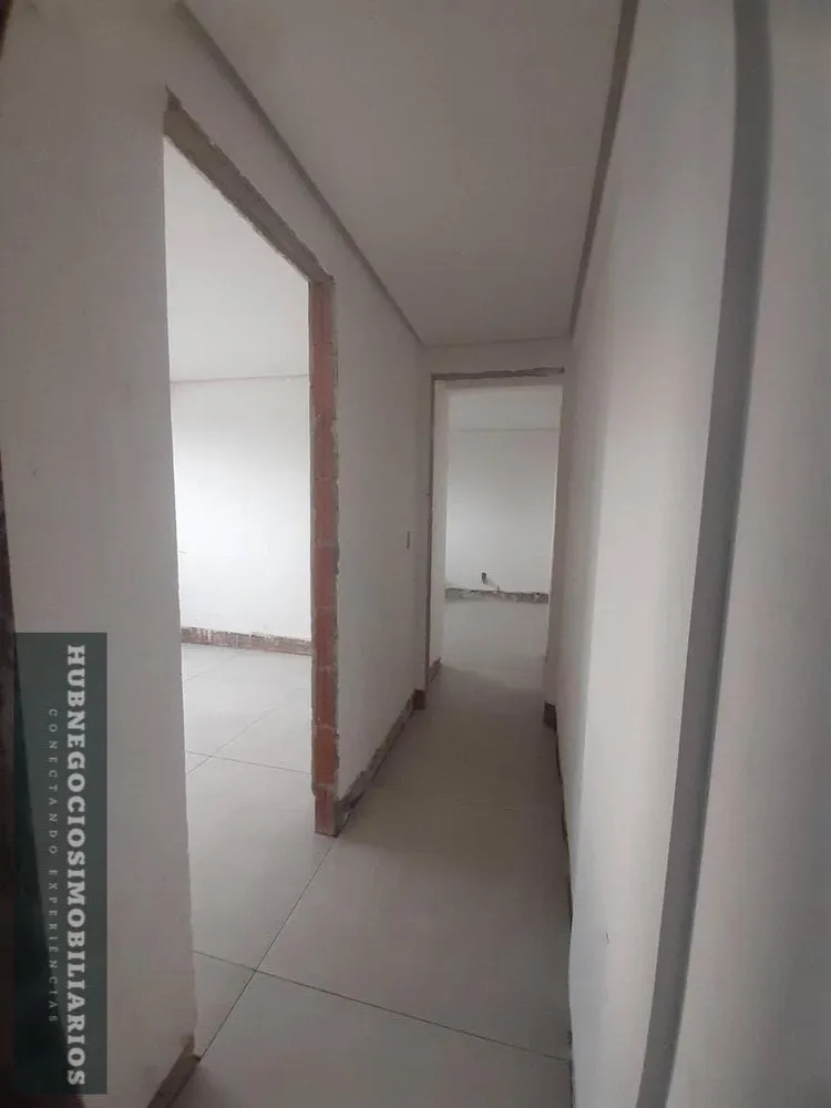 Cobertura, 3 quartos, 219 m² - Foto 8