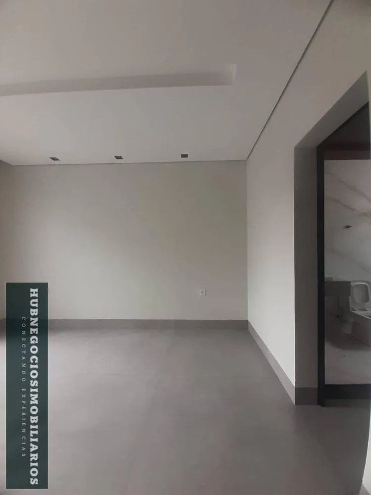 Casa, 4 quartos, 240 m² - Foto 4