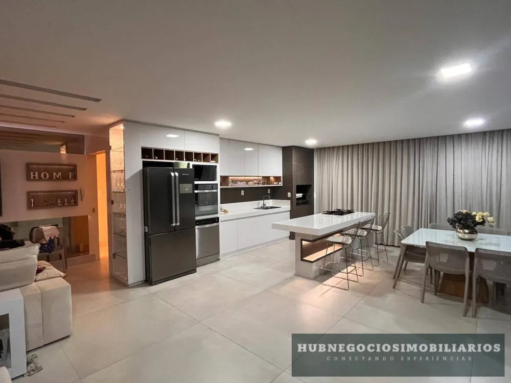 Cobertura, 3 quartos, 189 m² - Foto 10