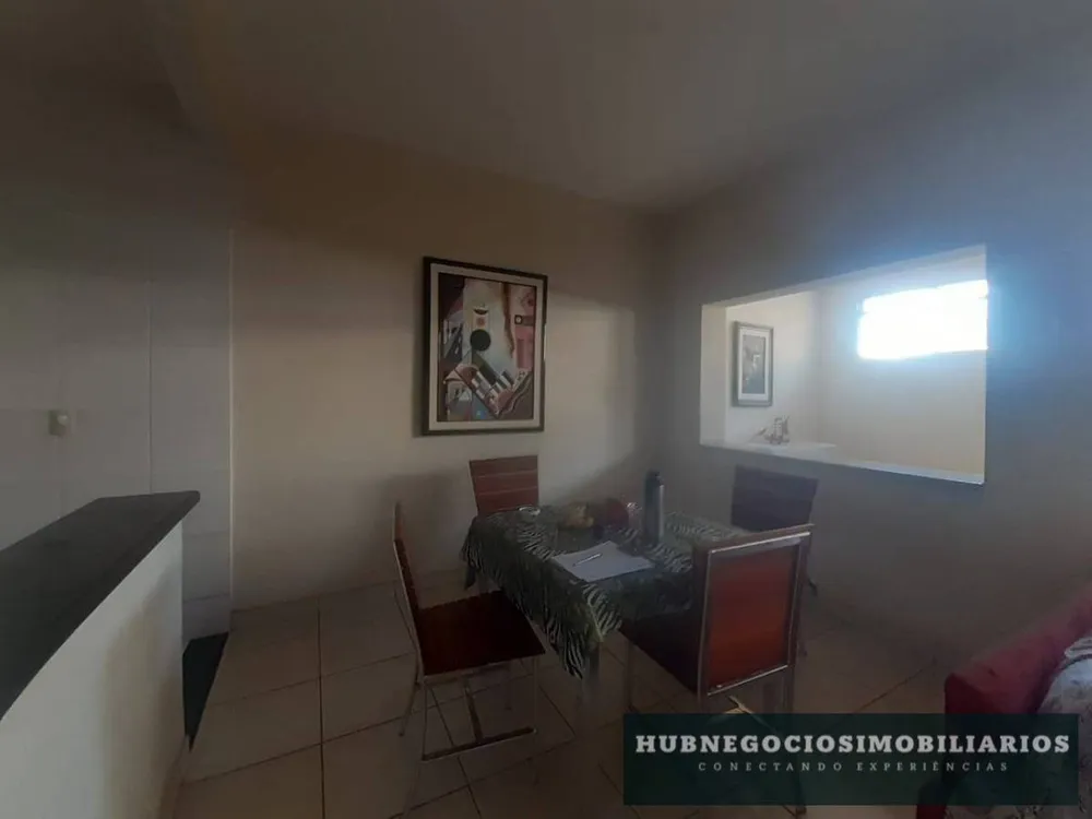 Casa, 3 quartos, 202 m² - Foto 4