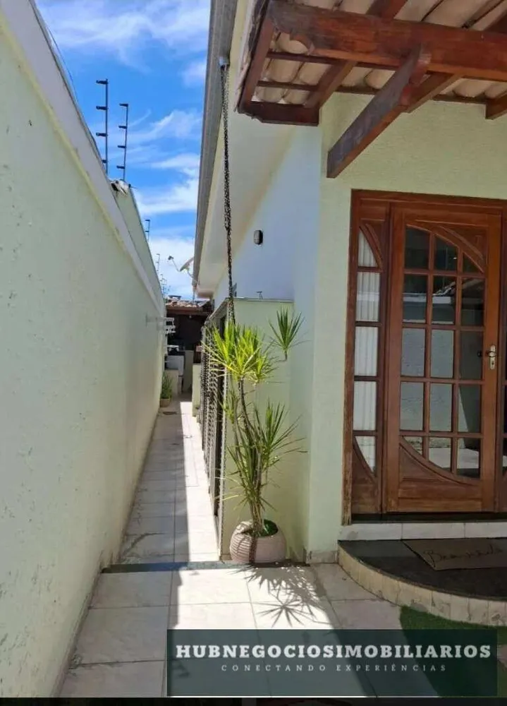 Casa, 4 quartos, 271 m² - Foto 2