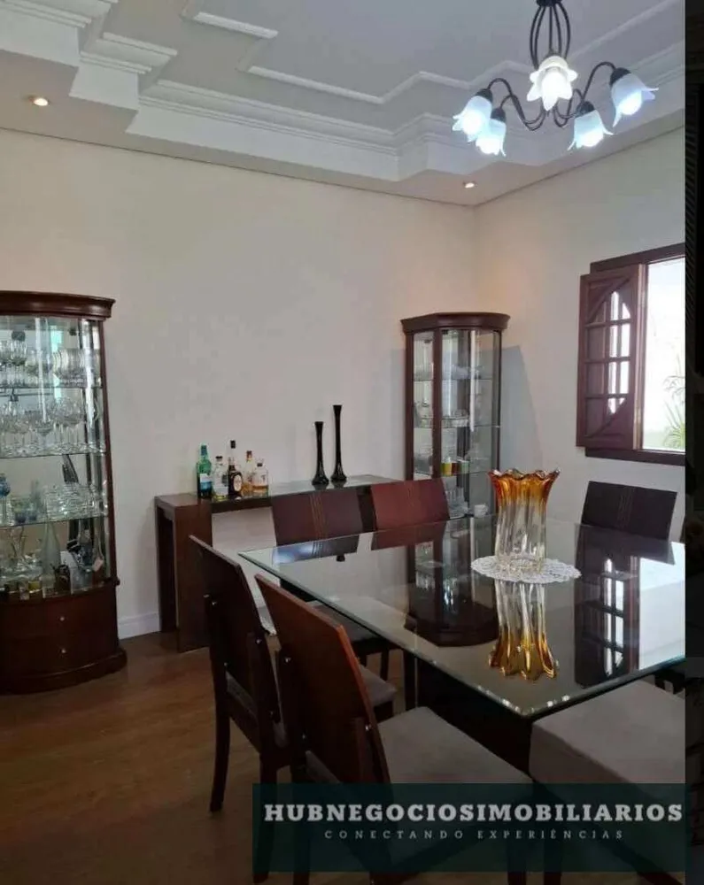 Casa, 4 quartos, 271 m² - Foto 3