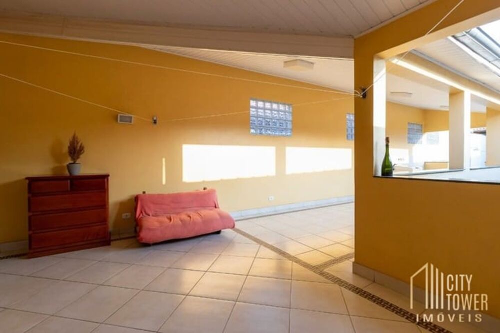 Casa, 3 quartos, 220 m² - Foto 1