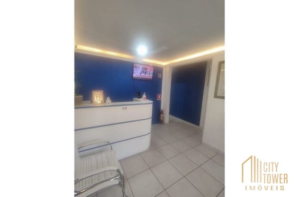 Casa à venda com 3 quartos, 80m² - Foto 1