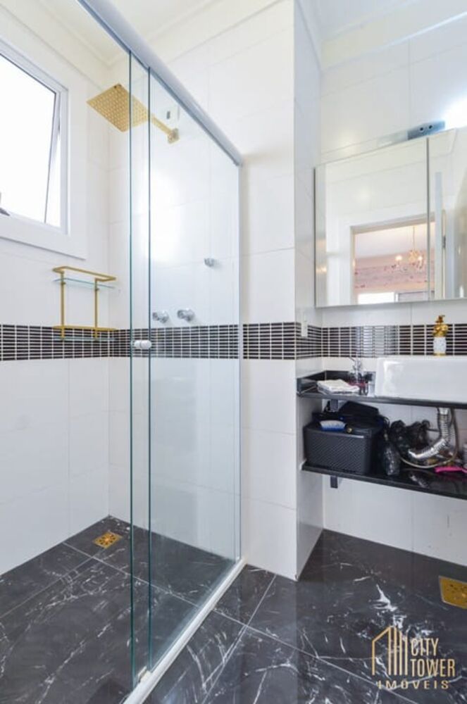 Casa, 4 quartos, 270 m² - Foto 1