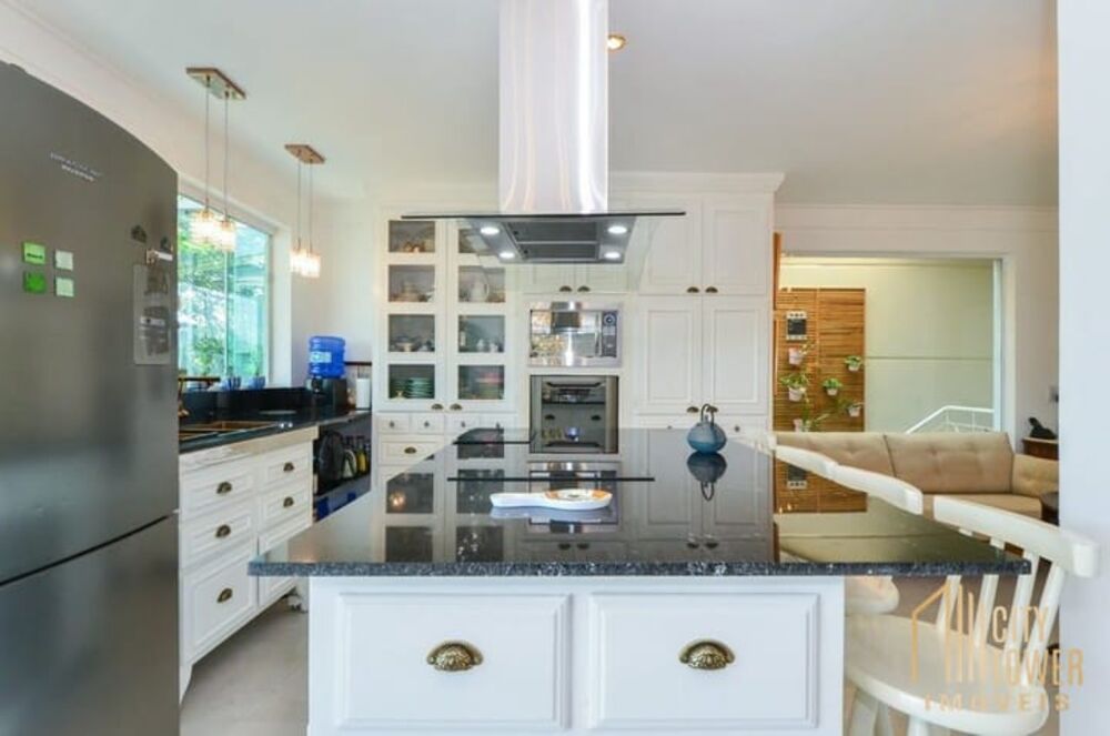 Casa, 4 quartos, 270 m² - Foto 30