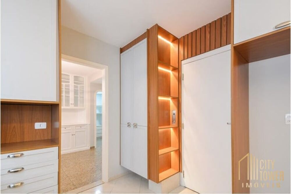 Apartamento, 4 quartos, 229 m² - Foto 2