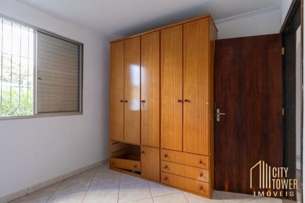 Apartamento à venda com 3 quartos, 71m² - Foto 2