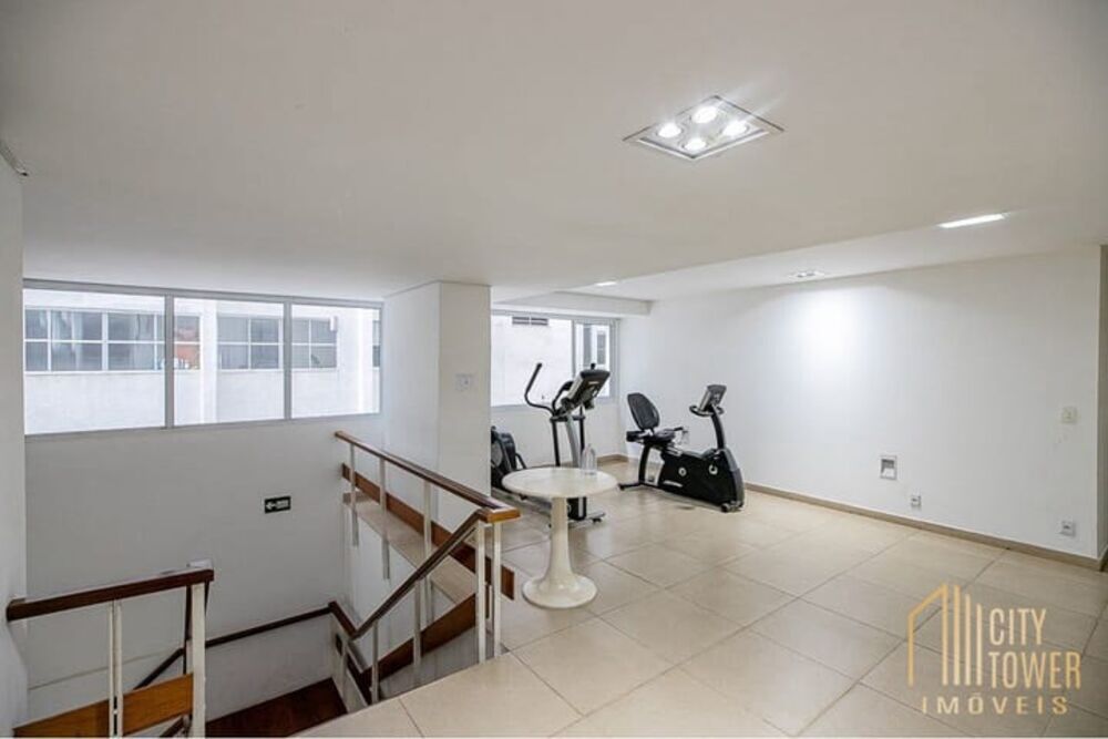 Apartamento à venda com 3 quartos, 105m² - Foto 5