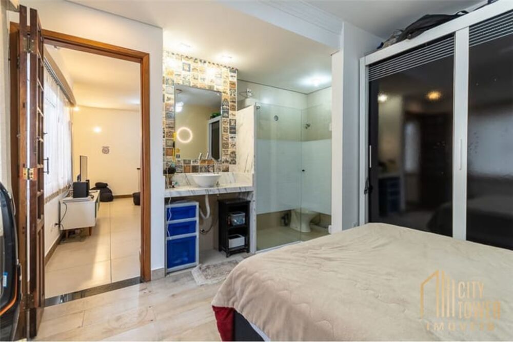 Casa, 4 quartos, 267 m² - Foto 2