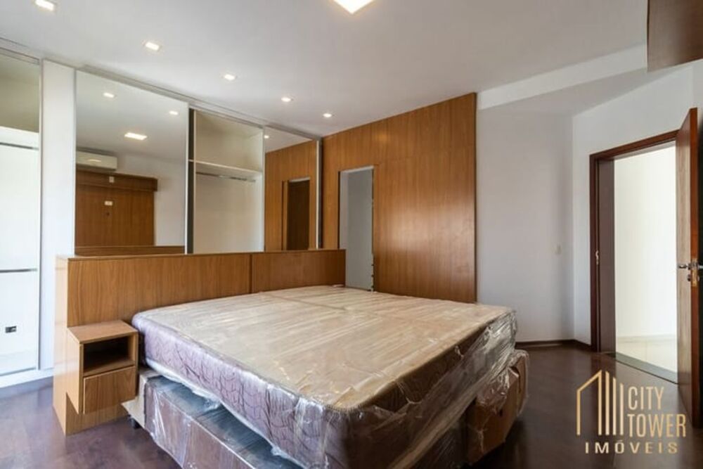 Casa, 4 quartos, 615 m² - Foto 1