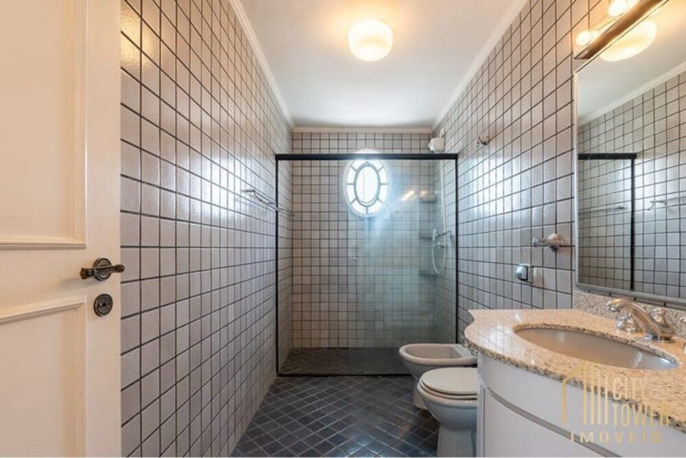 Apartamento à venda com 3 quartos, 137m² - Foto 16