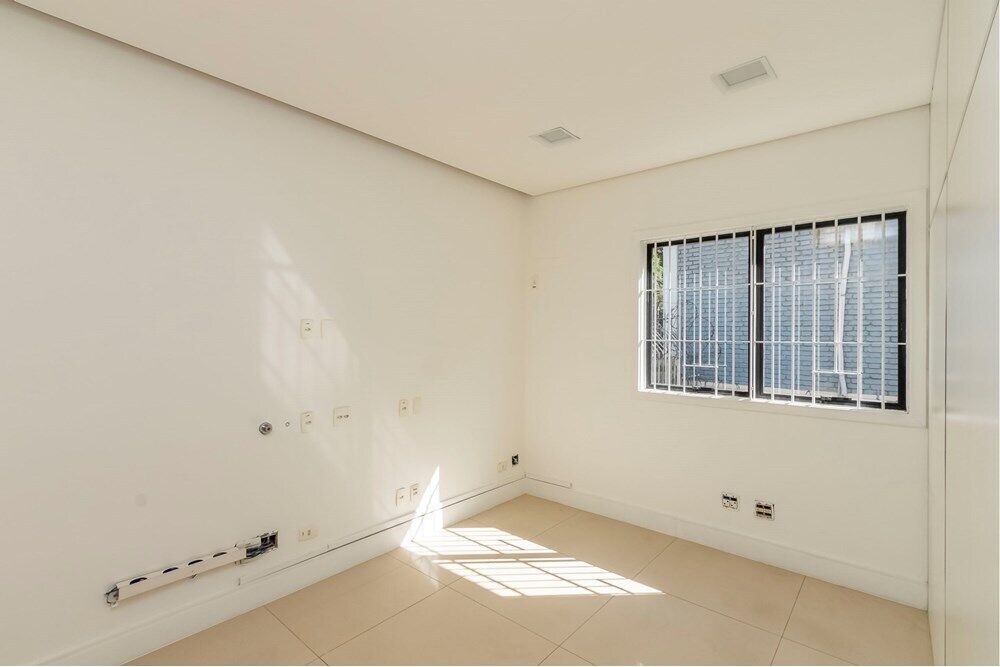 Loja-Salão, 144 m² - Foto 1