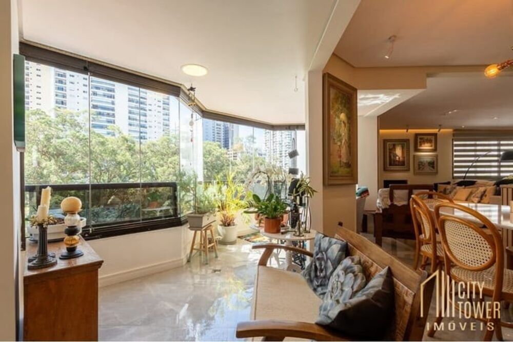 Apartamento, 3 quartos, 172 m² - Foto 2