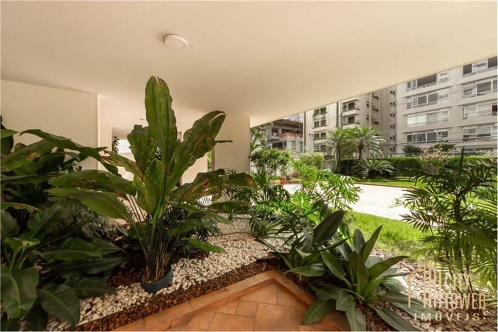 Apartamento, 3 quartos, 198 m² - Foto 2