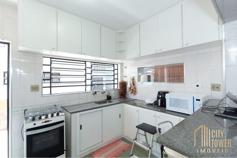 Casa, 3 quartos, 191 m² - Foto 1
