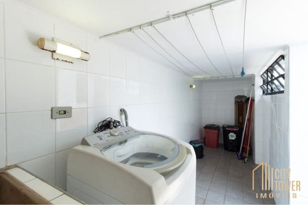Casa, 3 quartos, 191 m² - Foto 2