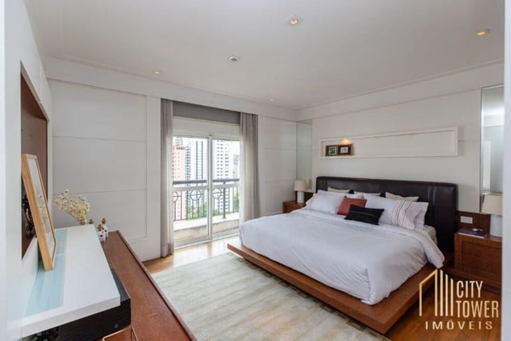Apartamento, 4 quartos, 300 m² - Foto 1