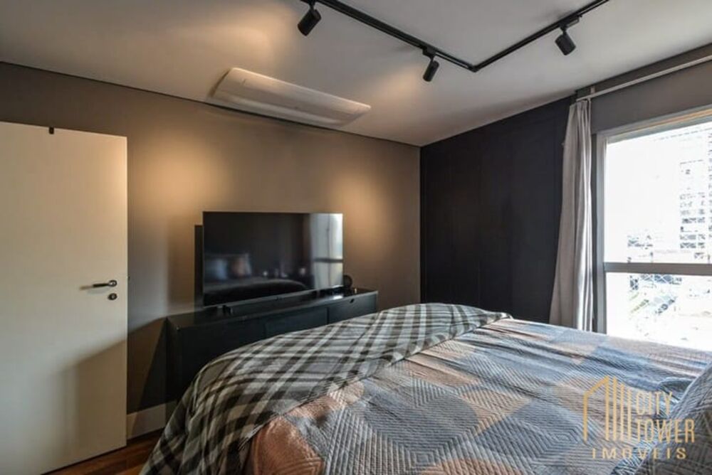 Apartamento à venda com 4 quartos, 183m² - Foto 2