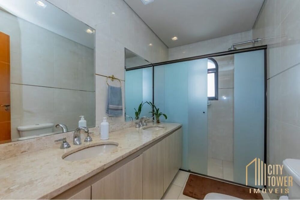 Apartamento, 3 quartos, 275 m² - Foto 1