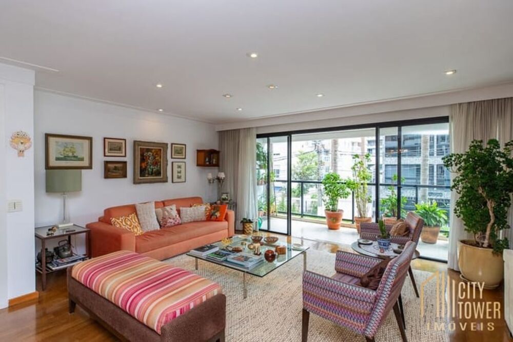 Apartamento, 3 quartos, 161 m² - Foto 1