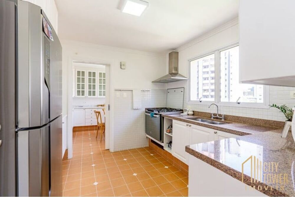 Apartamento, 3 quartos, 162 m² - Foto 1