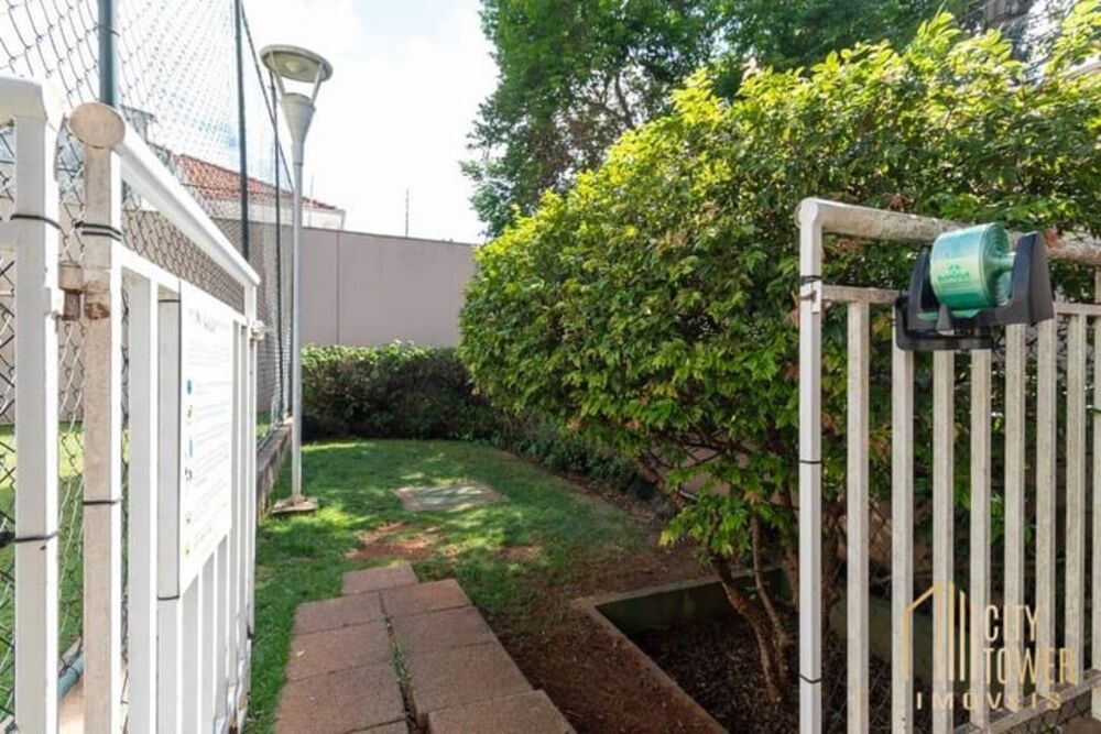 Apartamento à venda com 1 quarto, 42m² - Foto 2