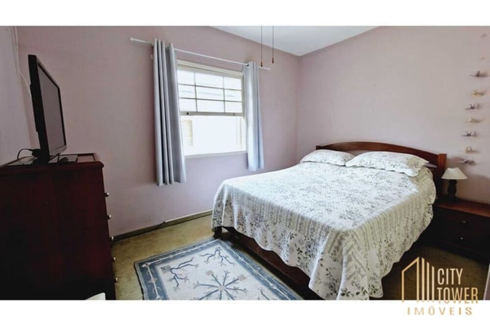 Casa à venda com 3 quartos, 177m² - Foto 3