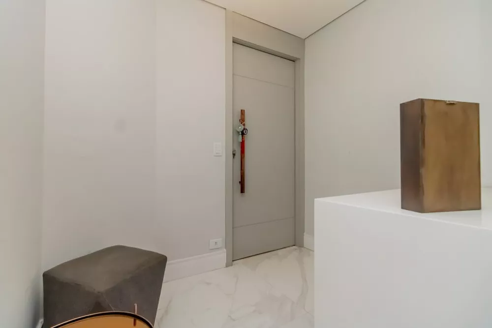 Apartamento à venda com 2 quartos, 81m² - Foto 4