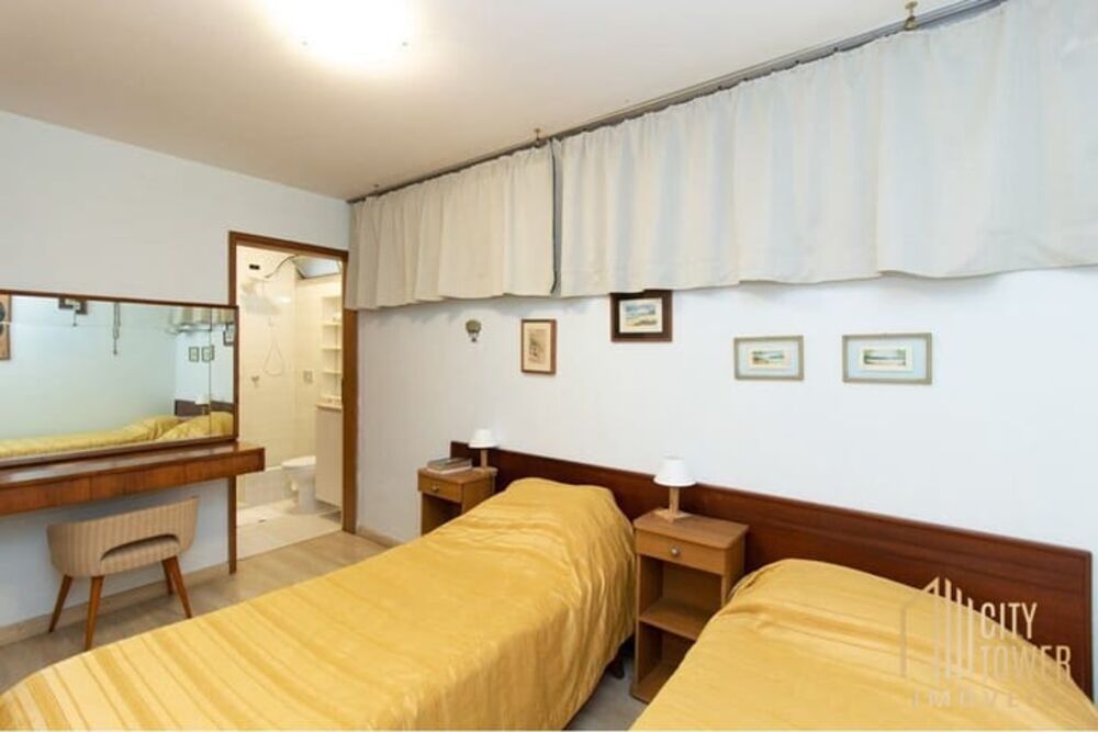 Casa, 5 quartos, 330 m² - Foto 2