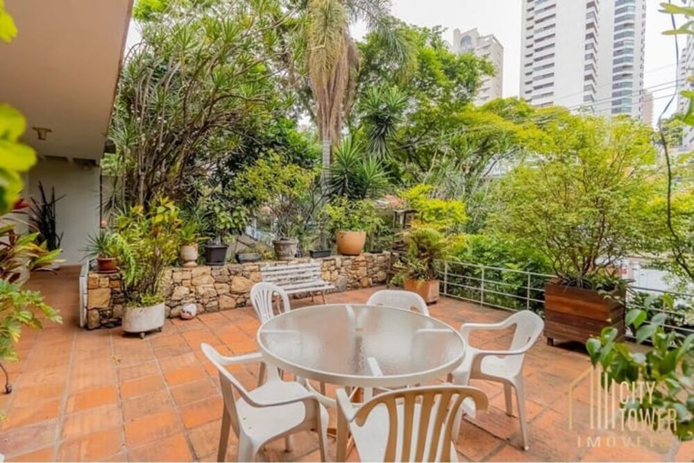 Casa, 6 quartos, 239 m² - Foto 3