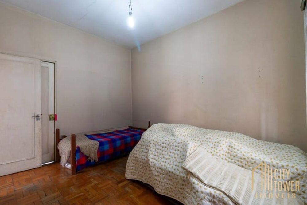 Casa, 3 quartos, 196 m² - Foto 1