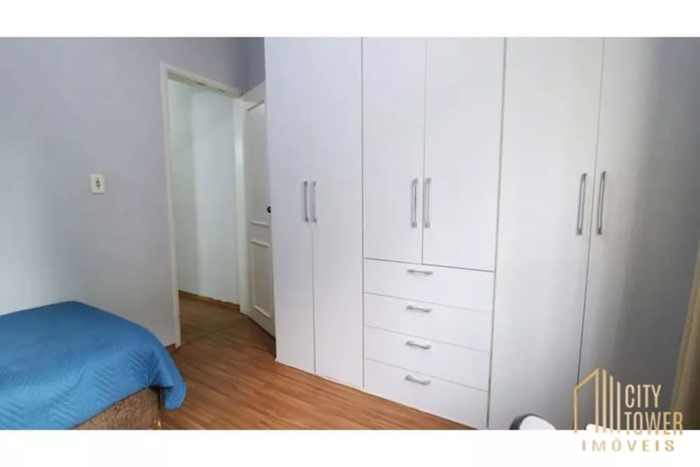 Casa à venda com 4 quartos, 200m² - Foto 5