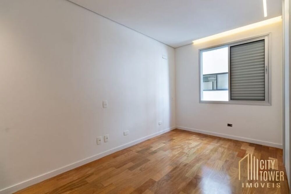 Apartamento, 3 quartos, 136 m² - Foto 2