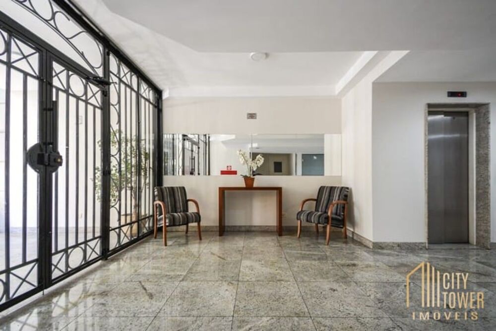 Apartamento à venda com 2 quartos, 60m² - Foto 4