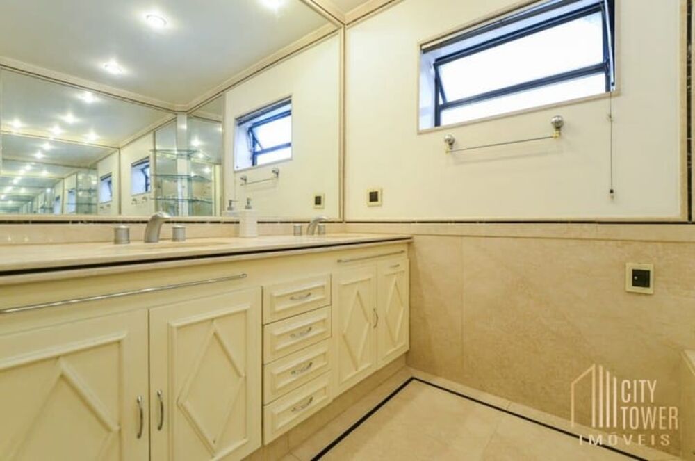 Apartamento, 4 quartos, 270 m² - Foto 2