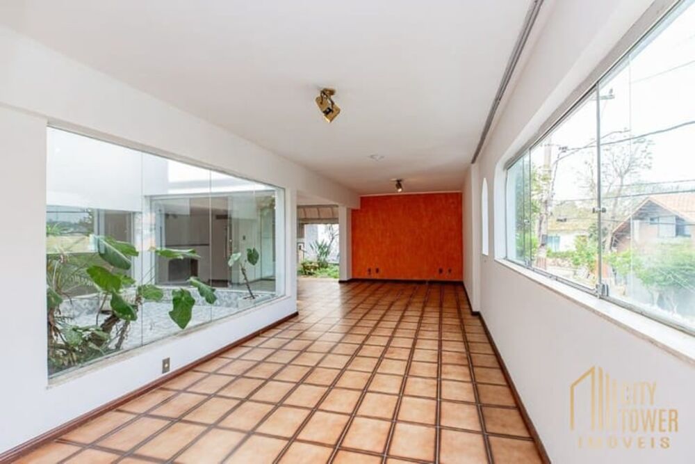 Casa, 4 quartos, 327 m² - Foto 3