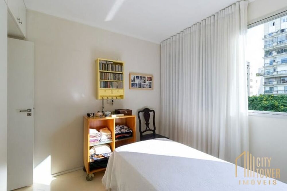 Apartamento à venda com 3 quartos, 92m² - Foto 1